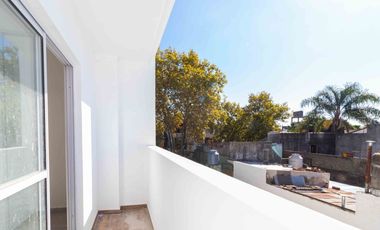 VENTA DPTO 2 AMBIENTES CON BALCON, SAENZ PEÑA.