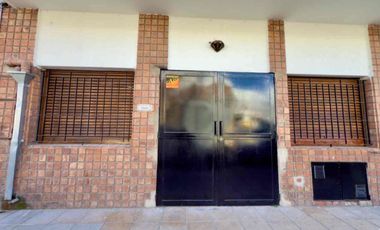 ALQUILER GALPON INDUSTRIAL + PH EN MUNRO RECICLADO