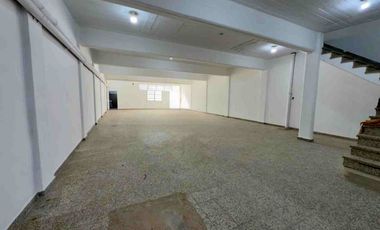 ALQUILER GALPON INDUSTRIAL + PH EN MUNRO RECICLADO