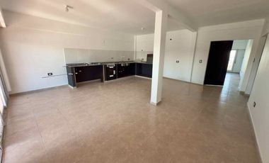 ALQUILER GALPON INDUSTRIAL + PH EN MUNRO RECICLADO