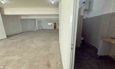 ALQUILER GALPON INDUSTRIAL + PH EN MUNRO RECICLADO