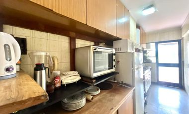 VENTA TRES AMBIENTES CON BALCON CORRIDO AL FRENTE