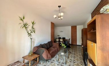 VENTA TRES AMBIENTES CON BALCON CORRIDO AL FRENTE