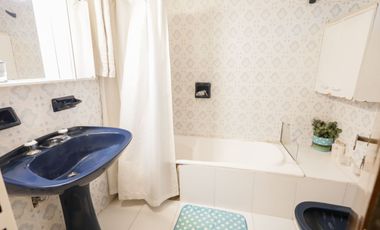 VENTA CASA 2 PLANTAS 7 AMBIENTES EL VENADO CANNING