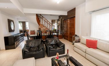 VENTA CASA 2 PLANTAS 7 AMBIENTES EL VENADO CANNING