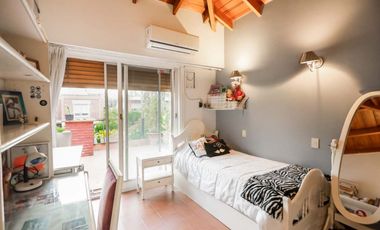 VENTA CASA 2 PLANTAS 7 AMBIENTES EL VENADO CANNING