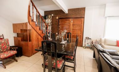 VENTA CASA 2 PLANTAS 7 AMBIENTES EL VENADO CANNING