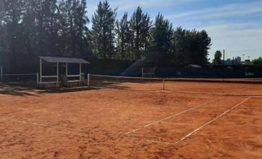 VENTA CASA 2 PLANTAS 7 AMBIENTES EL VENADO CANNING