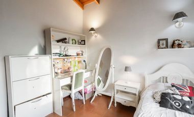 VENTA CASA 2 PLANTAS 7 AMBIENTES EL VENADO CANNING