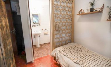 VENTA CASA 2 PLANTAS 7 AMBIENTES EL VENADO CANNING