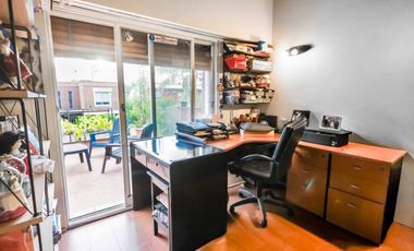 VENTA CASA 2 PLANTAS 7 AMBIENTES EL VENADO CANNING