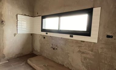 VENTA DPTO. 2 AMBIENTES TIPO DUPLEX C/TERRAZA PROPIA EN MONTE CASTRO