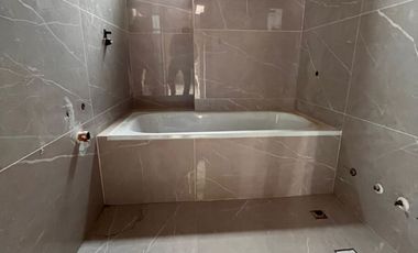 VENTA DPTO. 2 AMBIENTES TIPO DUPLEX C/TERRAZA PROPIA EN MONTE CASTRO