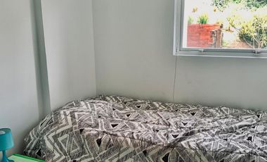 Año corrido a partir del 1 de junio, depto. sin amoblar, con jardín, Marbella.