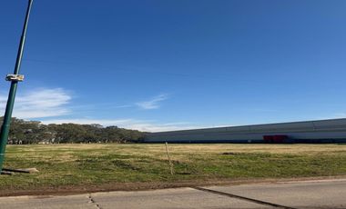 VENTA LOTE POLO INDUSTRIAL EZEIZA 7940 METROS