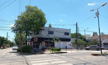 PH a refaccionar 4 + local  apto permuta Virreyes