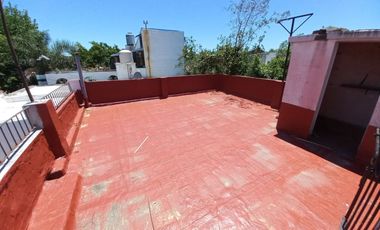 PH a refaccionar 4 + local  apto permuta Virreyes