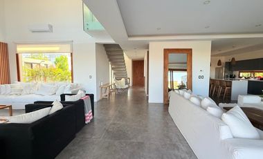VENTA CASA 6 AMB MUELLE  AL LAGO BARRIO VIRAZON NORDELTA