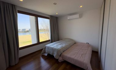VENTA CASA 6 AMB MUELLE  AL LAGO BARRIO VIRAZON NORDELTA