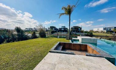VENTA CASA 6 AMB MUELLE  AL LAGO BARRIO VIRAZON NORDELTA
