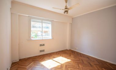 VENTA departamento 4 amb + dependencia en Belgrano