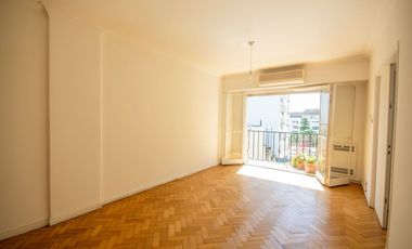 VENTA departamento 4 amb + dependencia en Belgrano