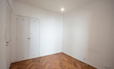 VENTA departamento 4 amb + dependencia en Belgrano