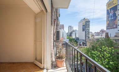 VENTA departamento 4 amb + dependencia en Belgrano