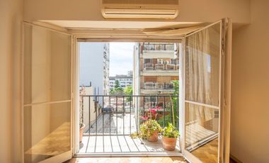 VENTA departamento 4 amb + dependencia en Belgrano