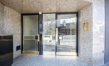VENTA departamento 4 amb + dependencia en Belgrano