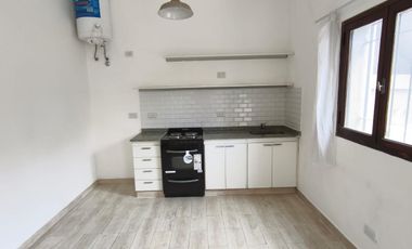 PH 3 AMB CON PATIO Y TERRAZA RECICLADO A NUEVO!