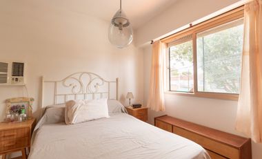 SE VENDE DUPLEX 5 AMB. 4 HAB. GARAGE. OLIVOS GOLF