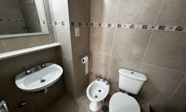 VENTA DEPTO 3 AMB CON LAVADERO EN AVELLANEDA