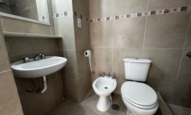 VENTA DEPTO 3 AMB CON LAVADERO EN AVELLANEDA