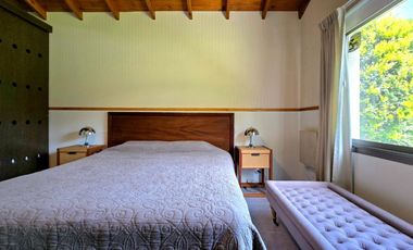 VENTA CASA EXALTACION DE LA CRUZ CON PILETA