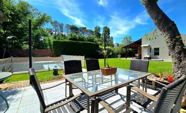 VENTA CASA EXALTACION DE LA CRUZ CON PILETA