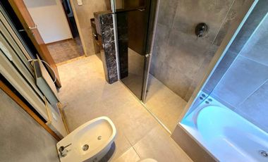 VENTA CASA EXALTACION DE LA CRUZ CON PILETA