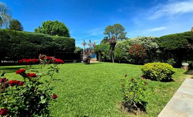 VENTA CASA EXALTACION DE LA CRUZ CON PILETA