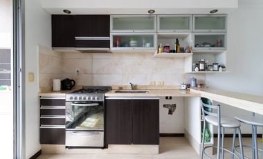 VENTA TRIPLEX de 3 amb con pileta y quincho en terraza propia, cochera cubierta y baulera - FLORIDA