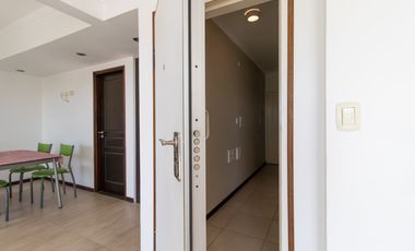 VENTA TRIPLEX de 3 amb con pileta y quincho en terraza propia, cochera cubierta y baulera - FLORIDA