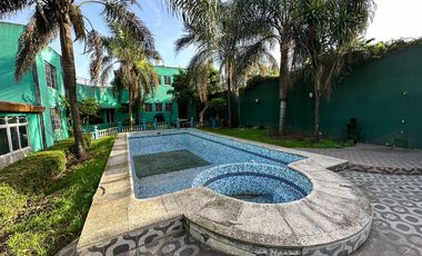 CASA EN VILLA MADERO