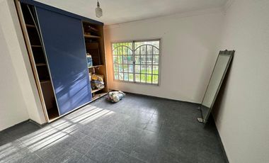 CASA EN VILLA MADERO