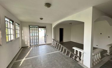 CASA EN VILLA MADERO