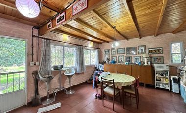 Lote Terreno 8,66x67 c/ 2 casas Fondo