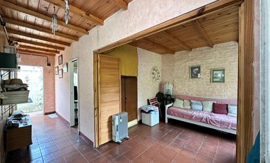 Lote Terreno 8,66x67 c/ 2 casas Fondo