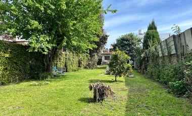 Lote Terreno 8,66x67 c/ 2 casas Fondo