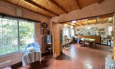 Lote Terreno 8,66x67 c/ 2 casas Fondo