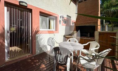 Venta Complejo de Casas en Mar Azul a 1 cuadra del Mar!