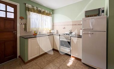 Venta Complejo de Casas en Mar Azul a 1 cuadra del Mar!