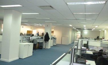 1100 m2 cubiertos mas 600 m2 descubiertos - 7 cocheras- Amoblada-Centro